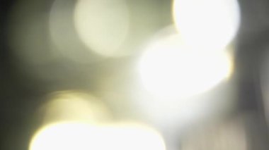 Bu büyüleyici videoda büyüleyici ışık efektlerini ve pürüzsüz geçişleri keşfedin. Büyüleyici, sanatsal projeler için yaratıcı örtülerle görsel hikaye anlatımınızı geliştirin