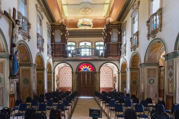 Aparecida, Brezilya. Nossa Senhora Aparecida 'nın barok mimarideki eski Bazilikası. Aparecida, Brezilya 'da bulunan bir ulusal sığınaktır. 26 Ağustos 2021.