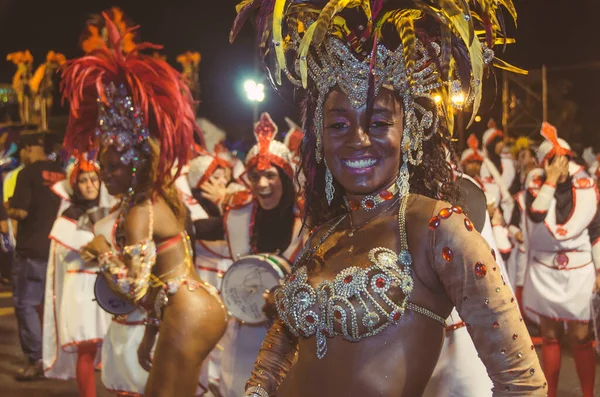 Karneval Městě Santos Brazílie Tanečnice Královna Bubnů Usmívá Čeká Vstoupí — Stock fotografie