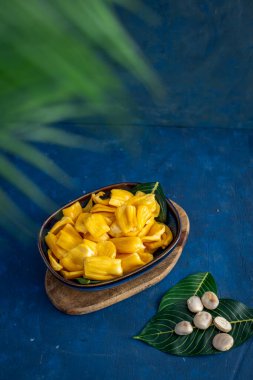 Jackfruit tatlı ve lezzetli bir meyvedir. 