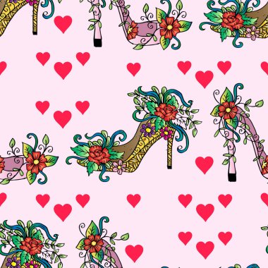 Çiçekli yüksek topuklar ve pürüzsüz kalpler.