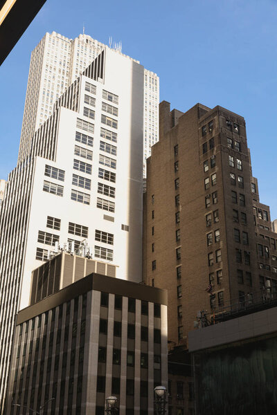 современные высотные здания в центре Манхэттена в Нью-Йорке