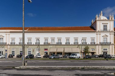 Figueira da Foz, Coimbra, Portekiz - 26 Ekim 2020: Engenheiro Silva Belediye Pazarı Cephesi (Mercado Belediyesi Engenheiro Silva)