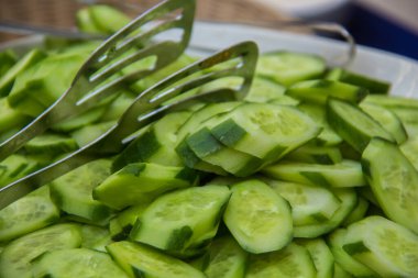 Salatanın yemek fotoğrafçılığı, fotoğraf, sığ alan derinliği ile seçici odak noktası. Kahire 'deki Hilton Oteli' nde çekildi.