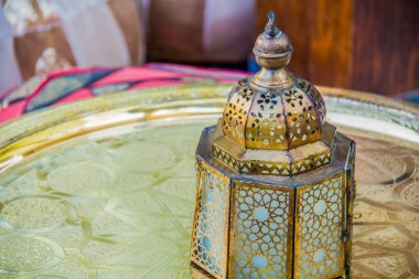 Ramazan çadırı dekorasyon fotoğrafçılığı, fotoğraf seçici odak alan derinliği sığ. Kahire Mısır 'da çekildi