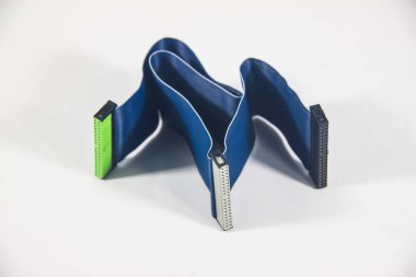 Bilgisayar veri kablosu, telekomünikasyon teknolojisi transferi, ağ çözümleri, dijital donanım küresel ekipman, seçici odak, sığ alan derinliği, Kahire Mısır