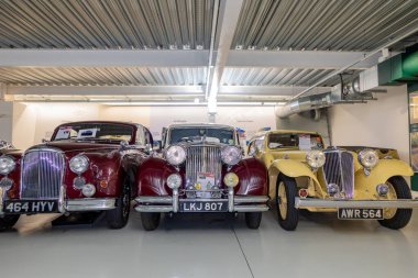 Warwickshire, Birleşik Krallık - Mart 08 2023: British Motor Museum.