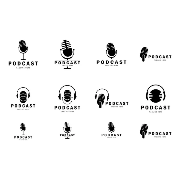Logo Podcastu Mikrofonem Sluchátkem Rádiové Vlny Pro Studio Talk Show — Stockový vektor