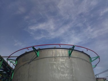 Paslanmaz çelikten yapılmış depolama tankı