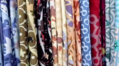 Güzel tesettür kumaşı, güzelce düzenlenmiş.