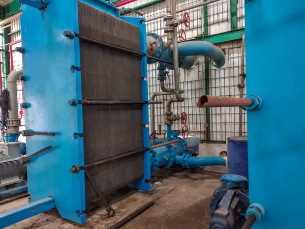 massive plate heat exchanger. a device for cooling liquid fermentation substrates in the ethanol production process