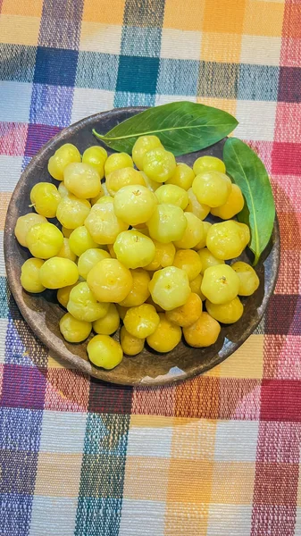 Prunus Cerasus Cereza Verde Fruto Verde Muy Ácido Comido Con — Foto de Stock
