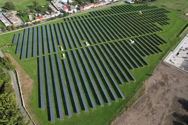 Modernes Solarkraftwerk Photovoltaik Paneele Ökostromproduktion Neues Kraftwerk Europäische Energiekrise 2022 — Stockfoto