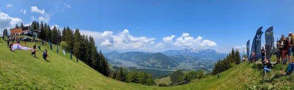 Kitzbuhel Austrial Ιουνίου 2023 Red Bull Alps 2023 Πρόλογος Απογείωση — Φωτογραφία Αρχείου