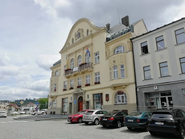 ホンポレック チェコ共和国 2222年7月11日 ハンプソレック ヴィソコシナ地域の歴史的な旧市街広場 — ストック写真