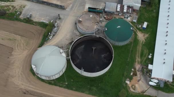 Biogasproduktion Biogasanläggningar Bioenergi Antenn Panorama Landskap Utsikt Över Biogasproduktionsanläggning Och — Stockvideo