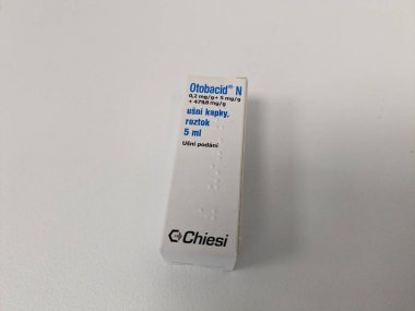 Prag, Çek Cumhuriyeti 23 Mayıs 2023: Otobacid N antibiyotik kulak damlaları, kulak iltihabı hastalıklarının tedavisi, özellikle dış işitsel kanalların iltihaplanması ve egzaması, iltihaplı hastalıklar