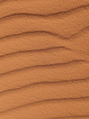 Wadi Rum Çölü, Ürdün. Kızıl çöl ve Jabal Al Qattar dağı. Çekimlerin yapıldığı ünlü filmler, güzel manzara manzarası.