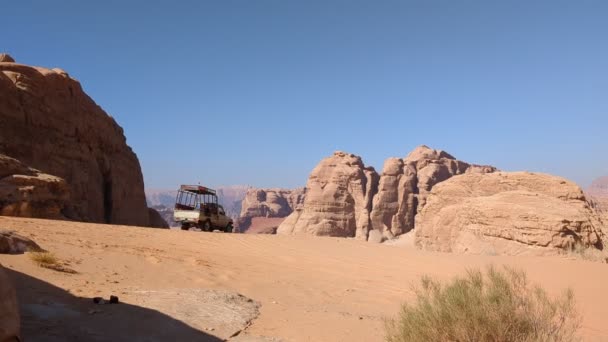 Wadi Rum Woestijn Jordanië Rode Woestijn Jabal Qattar Berg Waar — Stockvideo