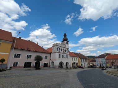 Volyne, Çek Cumhuriyeti-18 Temmuz 2023: Volyne Town salon tarihi şehir merkezi ve eski kasaba meydanı manzarası, Çek Cumhuriyeti, Avrupa