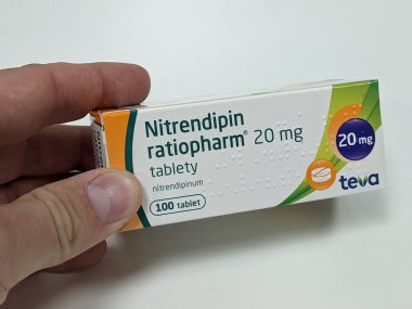 Prag, Çek Cumhuriyeti - 22 Haziran 2023: Nitrendipine kutusu dihydropyridine kalsiyum kanal blokörüdür. Kan basıncını düşürmek için birincil hipertansiyon tedavisinde kullanılır ve kokainin kardiyotoksisitesini azaltabilir.
