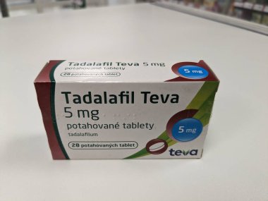 Cialis, ereksiyon bozukluğu tedavisi ve genişletilmiş prostat terapisi olan aktif madde Tadalafil olarak kullanılan genel ilaç adı Tadalafil.