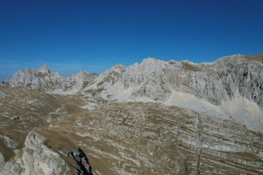 Karadağ 'ın Durmitor Dağı' ndaki dağ manzarası güzel Durmitor Ulusal Parkı manzaralı, hava manzaralı Balkan ve Balkan ülkeleri