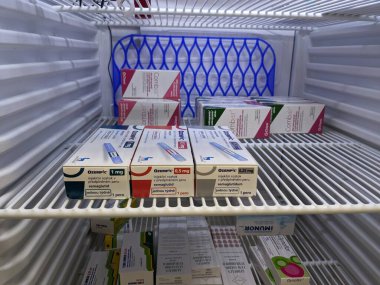 Prag, Çek Cumhuriyeti - 22 Haziran 2023: Ozempic Box. Ozempik ilacın Çek versiyonu. Çek Cumhuriyeti 'nde diyabet tedavisi. Bir paket semaglutid. Diyabet ilacı. Bazen kilo vermek için kullanılıyor.