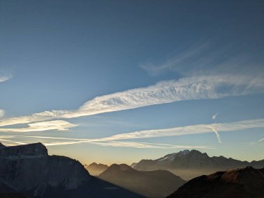 Dolomite Alpleri, Canazei, Piz Boe, Passo Sella, Marmolada, Sella grupe, Sasso Lungo, Trentino Alto Adige bölgesi, Sudtirol, Dolomites, İtalya