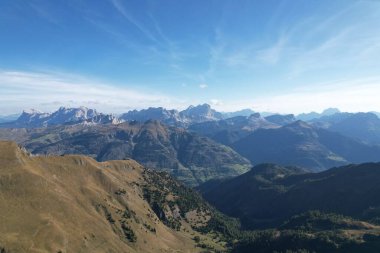 Dolomite Alp Dağları, Canazei, Piz Boe, Trentino Alto Adige Bölgesi, Sudtirol, Lago di Fedaia Gölü, Fedaia Gölü, Marmolada Dağı, Dolomitler, İtalya