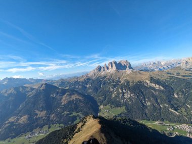 Dolomite Alp Dağları, Canazei, Piz Boe, Trentino Alto Adige Bölgesi, Sudtirol, Lago di Fedaia Gölü, Fedaia Gölü, Marmolada Dağı, Dolomitler, İtalya