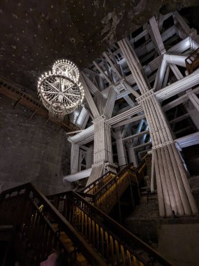 Wieliczka, Polonya 2 AĞUSTOS 2023 Wieliczka Tuz Madeni. 13. yüzyılda açılan maden, masa tuzu üretti. Dünyanın en eski tuz madenlerinden biri..