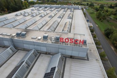 Jihlava, Çek Cumhuriyeti - 12 Eylül 2023: BOSCH dizel Jihlava logosu, ortak demiryolu enjektörleri fabrikası, Pavov fabrikası, Çek Cumhuriyeti, Vysocina ergion, Bohemya, Avrupa