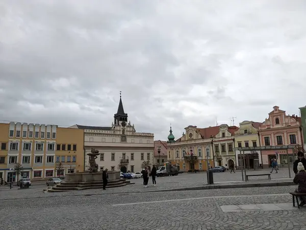 Havlickuv Brod, Çek Cumhuriyeti - 11 Temmuz 2022: Çeşmeli Havlickuv Brod tarihi şehir meydanı, Vysocina bölgesi