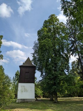 Podebrady tarihi şehir ve Labe Nehri Kalesi, Chateau Podbrady (Zmek Podbrady) Çek Cumhuriyeti, manzaralı hava manzarası manzarası
