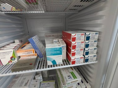 Prag, Çek Cumhuriyeti - 20 Ocak 2024: Ozempic Box. Ozempik ilacın Çek versiyonu. Çek Cumhuriyeti 'nde diyabet tedavisi. Bir paket semaglutid. Diyabet ilacı. Bazen kilo vermek için kullanılıyor.