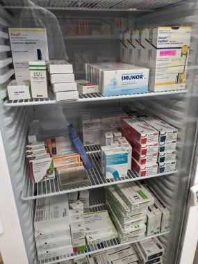 Prag, Çek Cumhuriyeti - 20 Ocak 2024: Ozempic Box. Ozempik ilacın Çek versiyonu. Çek Cumhuriyeti 'nde diyabet tedavisi. Bir paket semaglutid. Diyabet ilacı. Bazen kilo vermek için kullanılıyor.