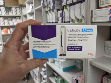 Prag, Çek Cumhuriyeti - 2 Haziran 2024: kutu doğruluğu 1,5 mg Eli Lily insülin enjeksiyon kalemi. Çek Cumhuriyeti, Avrupa Birliği