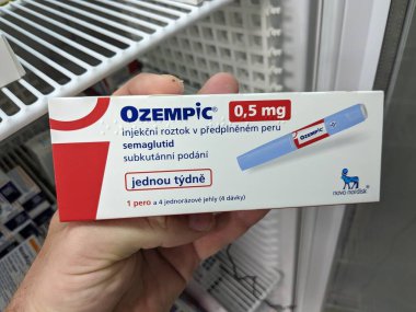 Brno, Çek Cumhuriyeti-5 Ocak 2025: Ozempic ilaç kutusu NORDISK. Çek Cumhuriyeti 'nde diyabet tedavisi. Bir paket semaglutid. Diyabet ilacı. Bazen kilo vermek için kullanılıyor.