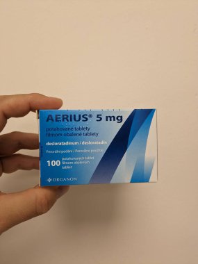 Prag, Çek Cumhuriyeti-9 Ekim 2024: MSD 'nin Aerius' u alerjik romatizma, saman nezlesi ve kronik ürtiker semptomlarını gidermek için kullanılan DESLORATADINE antihistamini içeriyor.