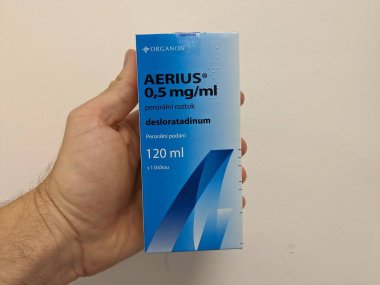 Prag, Çek Cumhuriyeti-9 Ekim 2024: MSD 'nin Aerius' u alerjik romatizma, saman nezlesi ve kronik ürtiker semptomlarını gidermek için kullanılan DESLORATADINE antihistamini içeriyor.