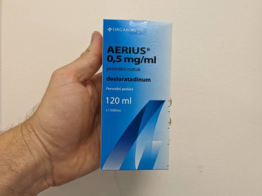 Prag, Çek Cumhuriyeti-9 Ekim 2024: MSD 'nin Aerius' u alerjik romatizma, saman nezlesi ve kronik ürtiker semptomlarını gidermek için kullanılan DESLORATADINE antihistamini içeriyor.