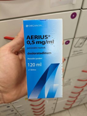 Prag, Çek Cumhuriyeti-9 Ekim 2024: MSD 'nin Aerius' u alerjik romatizma, saman nezlesi ve kronik ürtiker semptomlarını gidermek için kullanılan DESLORATADINE antihistamini içeriyor.