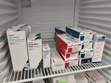 Brno, Çek Cumhuriyeti - 28 Haziran 2024: Ozempic kutusu. Ozempik ilacın Çek versiyonu. Çek Cumhuriyeti 'nde diyabet tedavisi. Bir paket semaglutid. Diyabet ilacı. Bazen kilo vermek için kullanılıyor.