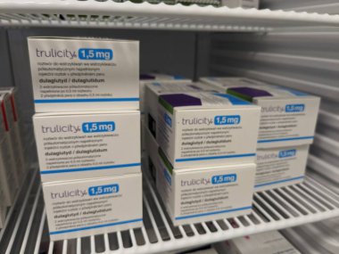 Prag, Çek Cumhuriyeti - 22 Temmuz 2024: kutu doğruluğu 1,5 mg Eli Lily insülin enjeksiyon kalemi. Çek Cumhuriyeti, Avrupa Birliği