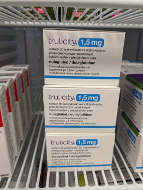 Prag, Çek Cumhuriyeti - 22 Temmuz 2024: kutu doğruluğu 1,5 mg Eli Lily insülin enjeksiyon kalemi. Çek Cumhuriyeti, Avrupa Birliği