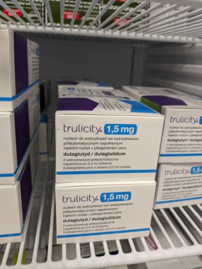 Prag, Çek Cumhuriyeti - 22 Temmuz 2024: kutu doğruluğu 1,5 mg Eli Lily insülin enjeksiyon kalemi. Çek Cumhuriyeti, Avrupa Birliği