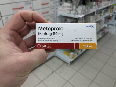 Prag, Çek Cumhuriyeti - 10 Temmuz 2024: METOPROLOL MEDREG ile birlikte METOPROLOL aktif madde, hipertansiyon ve kardiyovasküler sağlık tedavisinde kullanılır.