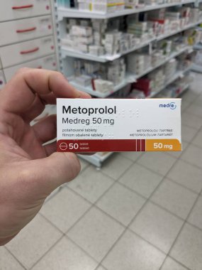 Prag, Çek Cumhuriyeti - 10 Temmuz 2024: METOPROLOL MEDREG ile birlikte METOPROLOL aktif madde, hipertansiyon ve kardiyovasküler sağlık tedavisinde kullanılır.