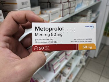 Prag, Çek Cumhuriyeti - 10 Temmuz 2024: METOPROLOL MEDREG ile birlikte METOPROLOL aktif madde, hipertansiyon ve kardiyovasküler sağlık tedavisinde kullanılır.